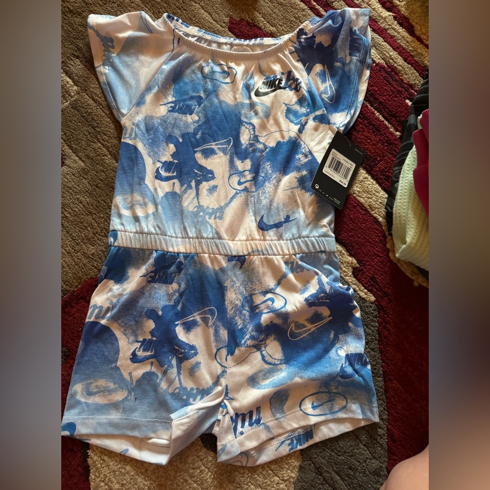 NWT girls 6x Nike romper